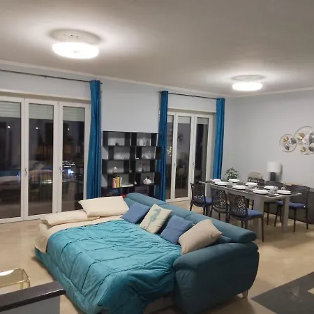 Casa Cristallo 150mq Fronte Mare Con Posto Auto Gaeta
