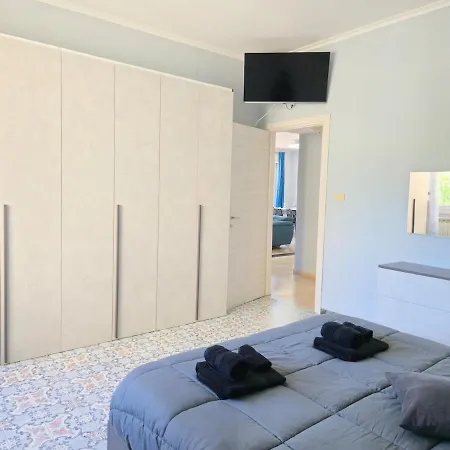 Appartamento Casa Cristallo 150mq Fronte Mare Con Posto Auto Gaeta