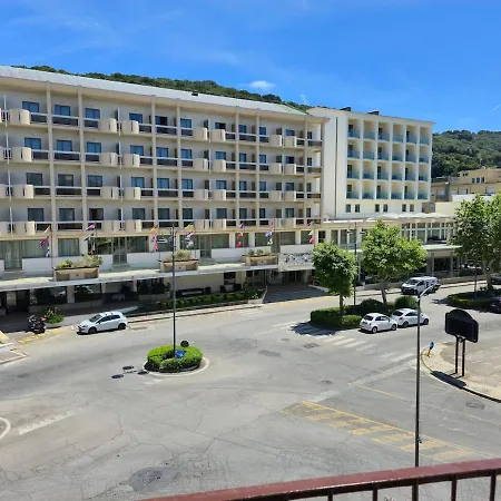 Casa Cristallo 150mq Fronte Mare Con Posto Auto Apartamento *