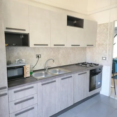 Casa Cristallo 150mq Fronte Mare Con Posto Auto Gaeta